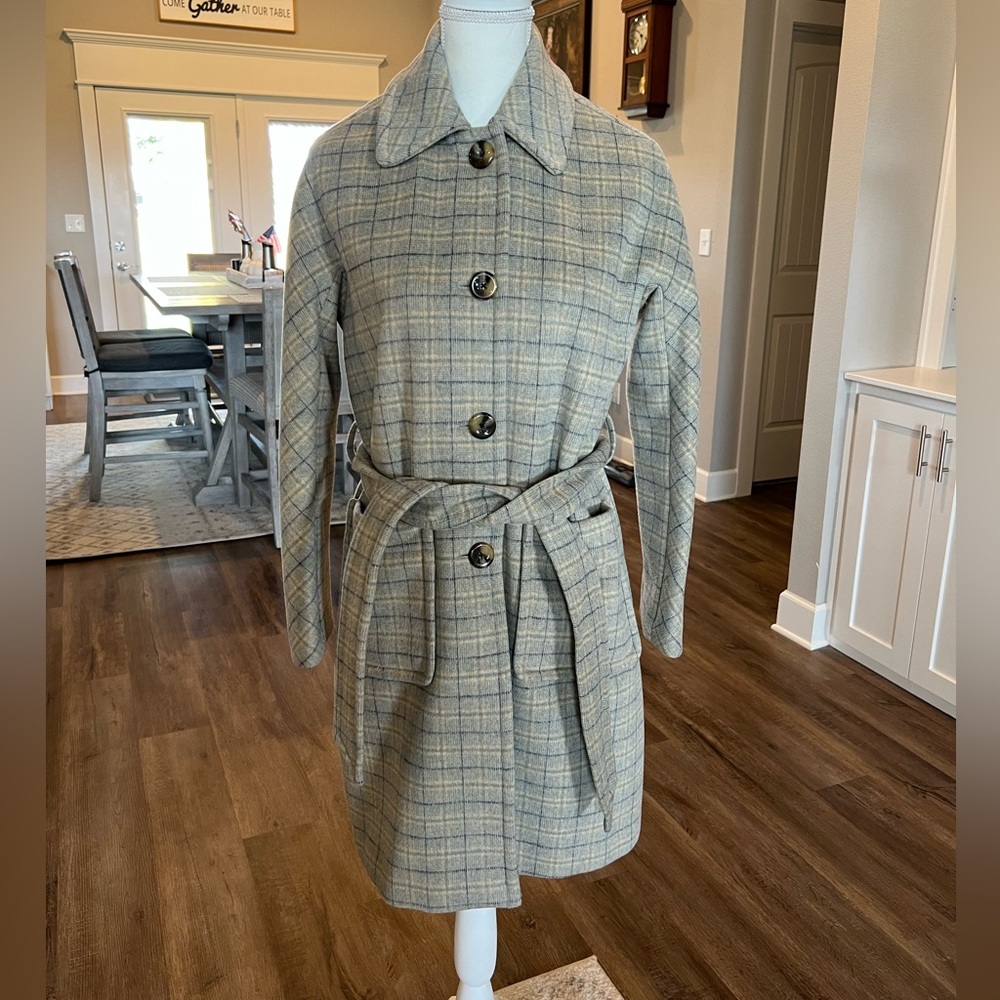 Gal meets glam coat